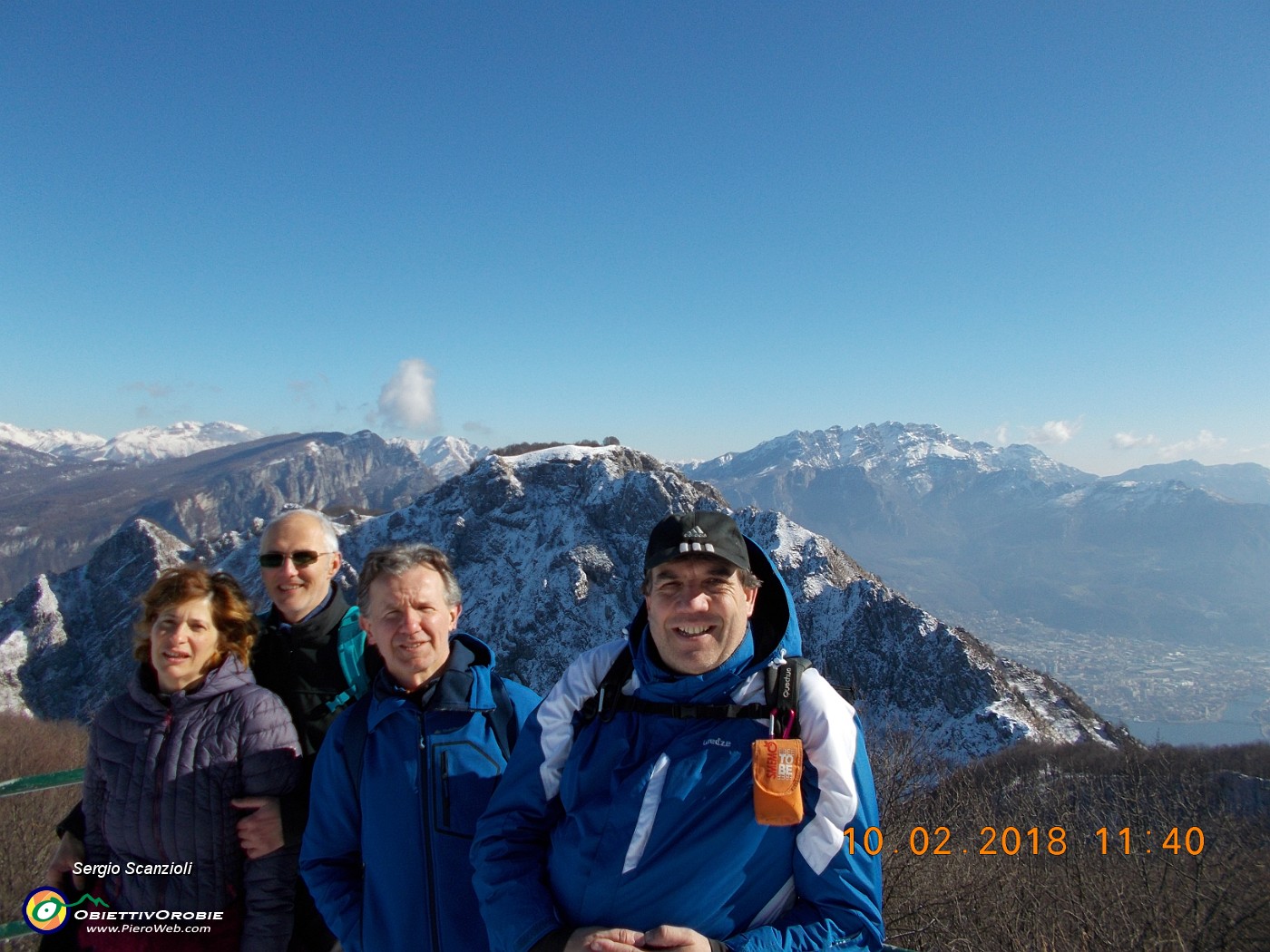29 DIETRO DI NOI MOREGALLO E RESEGONE.JPG